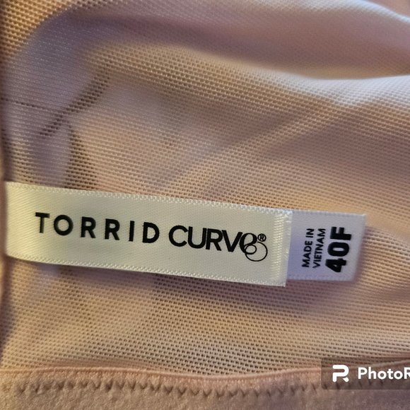 Torrid Full-Coverage Balconette Lightly Lined Print 360° Back Smoothing Bra - Picture 4 of 4